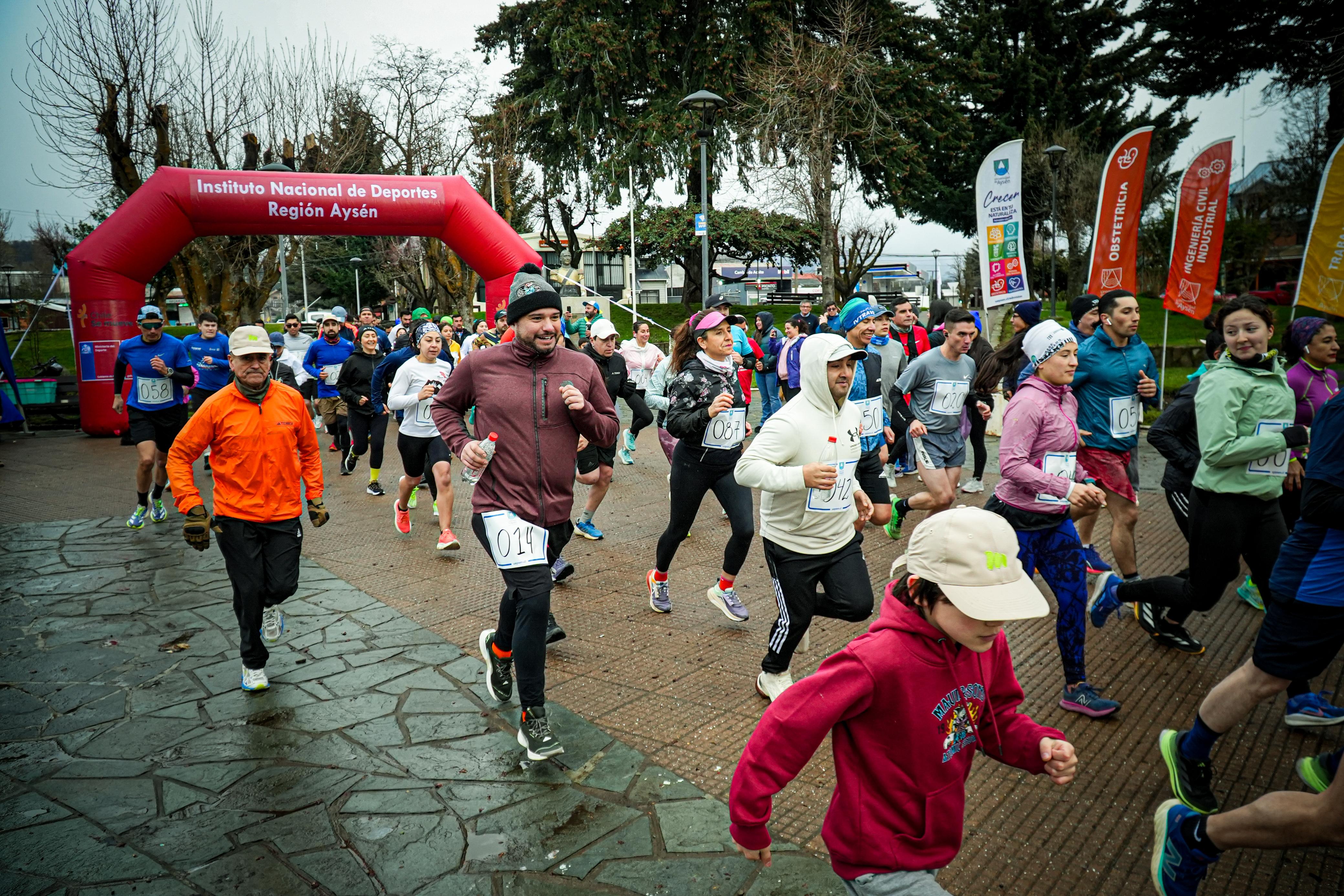 UAysén realiza primera corrida familiar que congregó a la comunidad en torno al deporte y la vida saludable