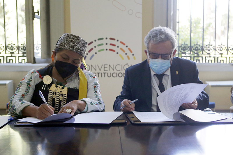 Universidades del Estado firman inédito acuerdo de cooperación con Convención Constitucional