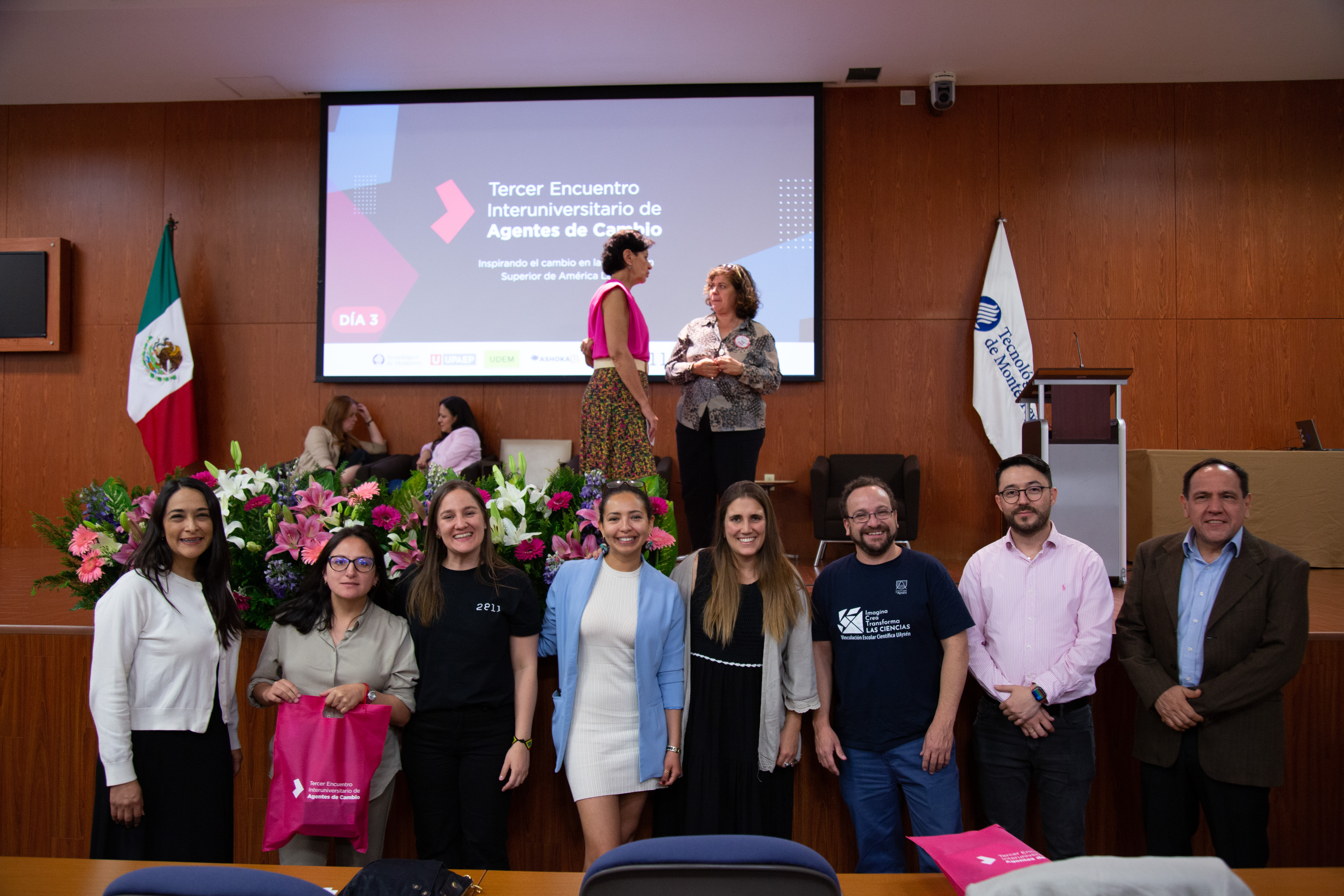 Uaysén participa en encuentro internacional de agentes de cambio