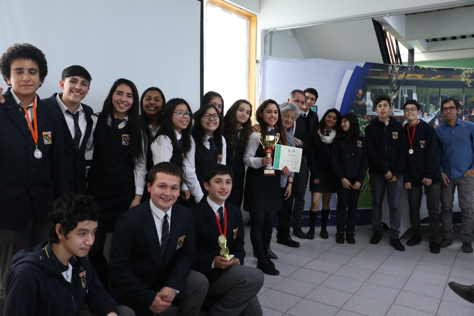 74 jóvenes de Liceos de Coyhaique participaron en Campeonato de Matemáticas en la UAysén
