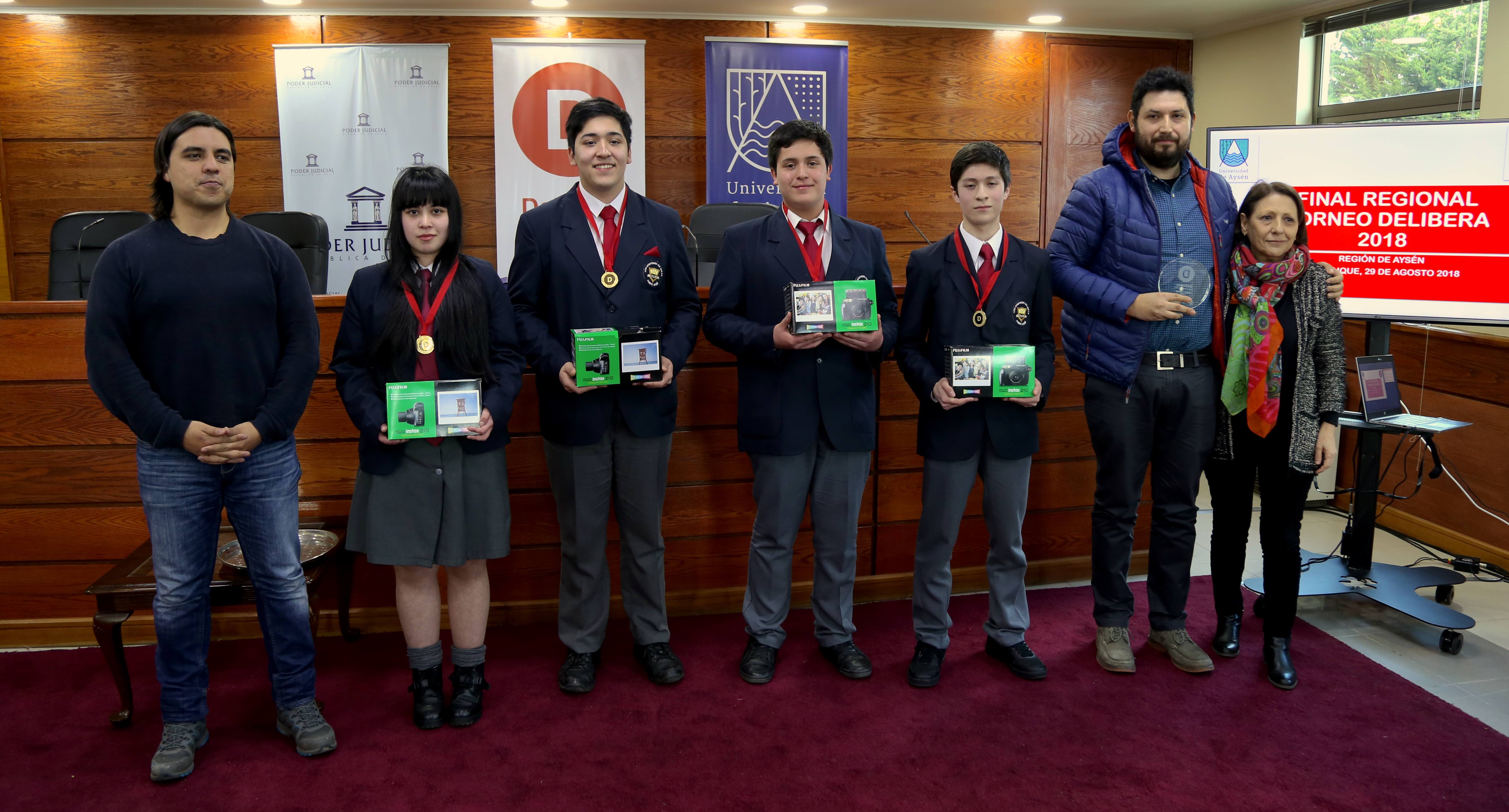 Liceo Bicentenario San José UR Gana Final Regional Torneo Delibera